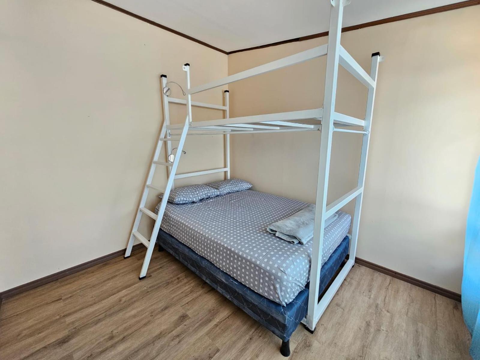 Hostel La Cali Inn San Jose  Ngoại thất bức ảnh