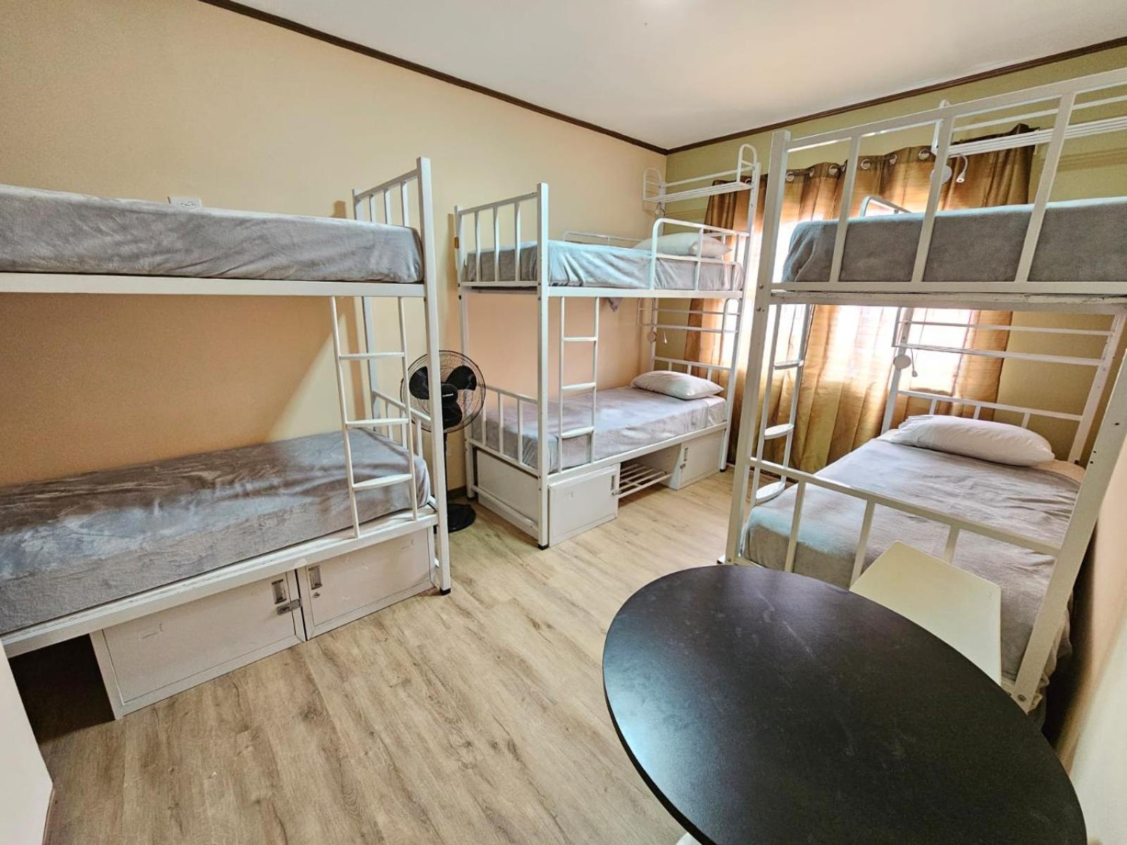 Hostel La Cali Inn San Jose  Ngoại thất bức ảnh