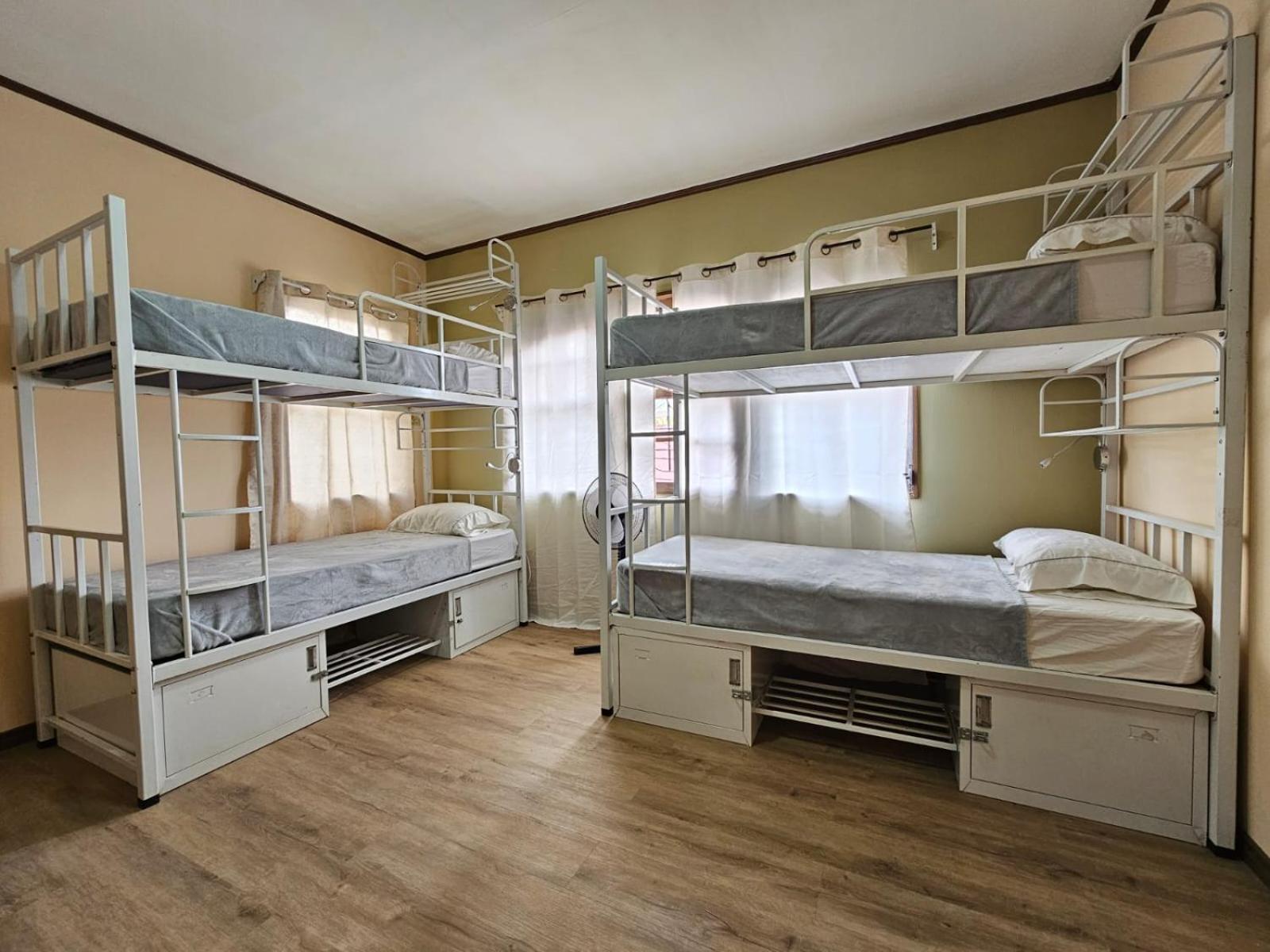 Hostel La Cali Inn San Jose  Ngoại thất bức ảnh